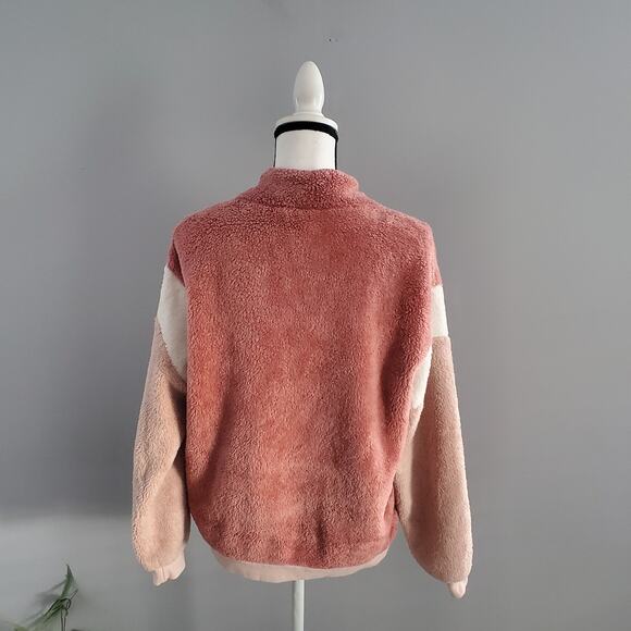 Divided Color Block Chevron Shaggy Pullover Sweatshirt M - Picture 2 of 8